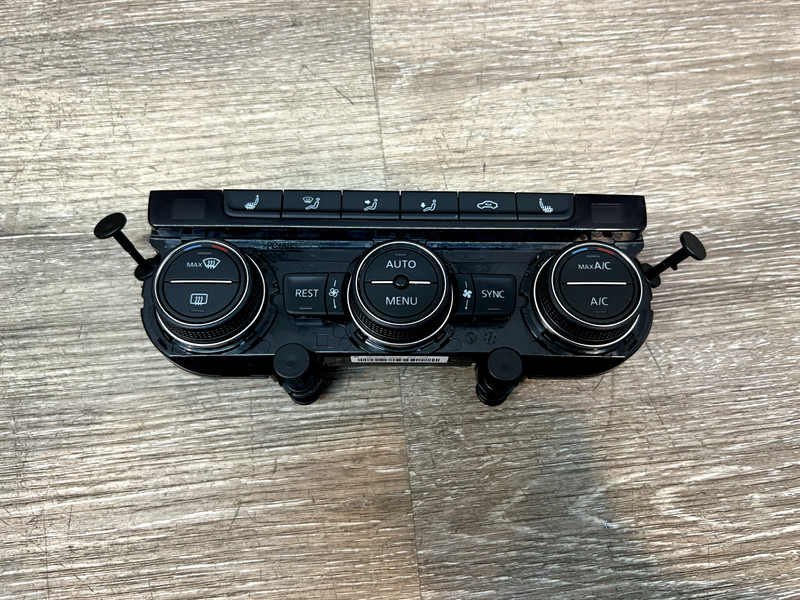 2020-22 Volkswagen Atlas Ac A/c Control Panel Switch ASSY OEM Part# 3CN907044AA