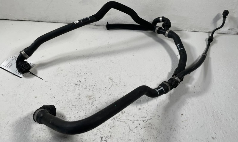 2018-2024 BMW X3 X4 G01 ENGINE COOLANT COOLING WATER PUMP HOSE # 108256