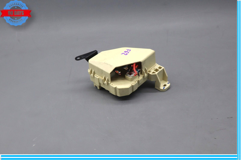 09-11 Hyundai Genesis Interior Fuse Box Junction Module 91950-3M300 Oem