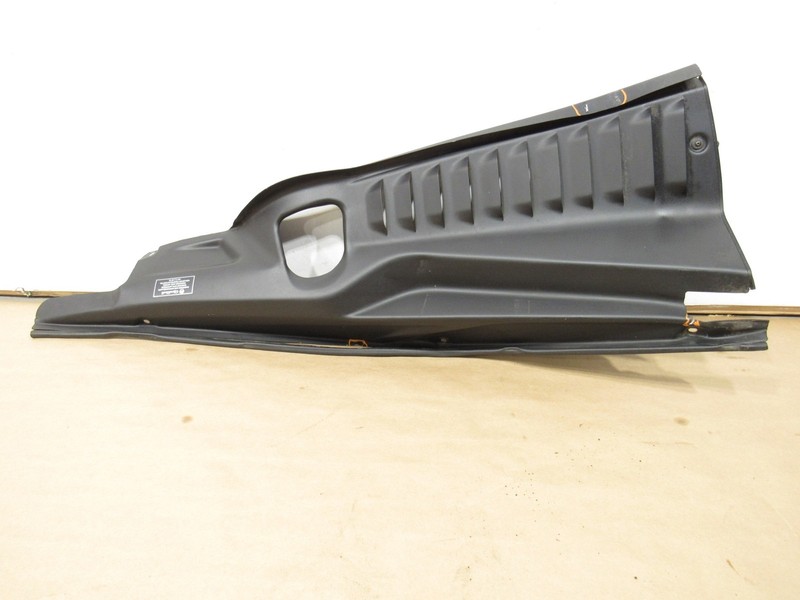 Ferrari 458 Italia 2011 Rear Right Engine Bay Vented Trim Cover Panel 09-15 |:Y