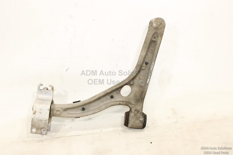 2016-2019 MERCEDES CLA250 C117 FRONT RIGHT PASSENGER SIDE LOWER CONTROL ARM OEM