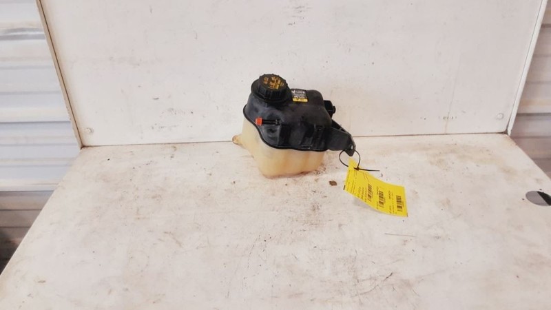 Coolant Reservoir Fits 11-19 EXPLORER 3284832