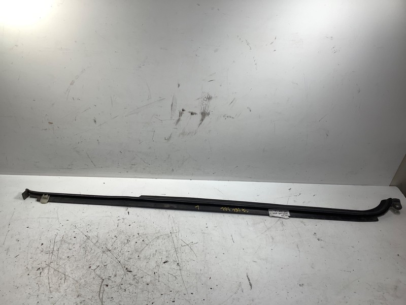 93-97 Honda Del Sol Left Door Belt Molding OEM