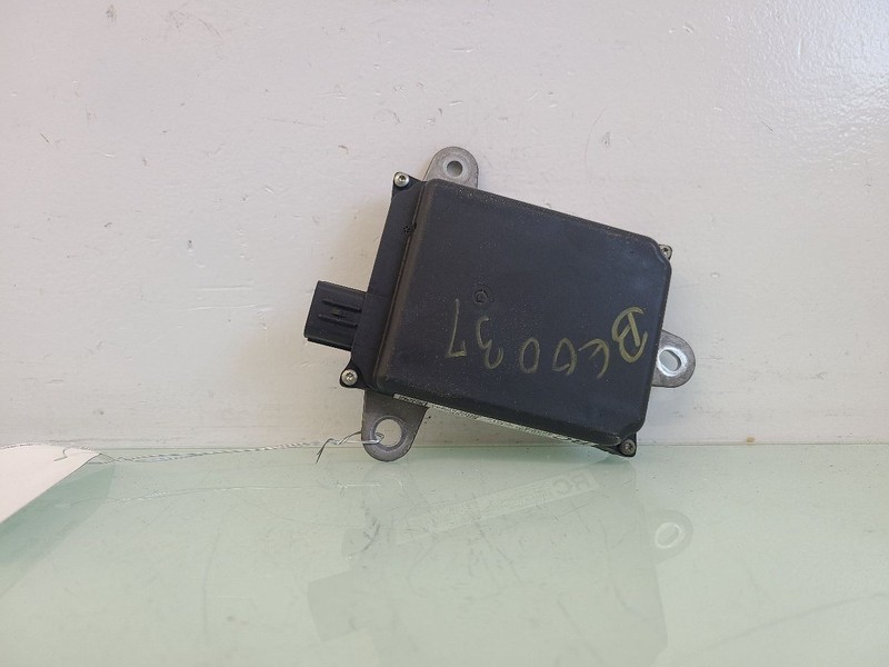 Camera/Projector Radar Unit Rear Blind Spot Alert Fits 15 LEXUS RC F 581094