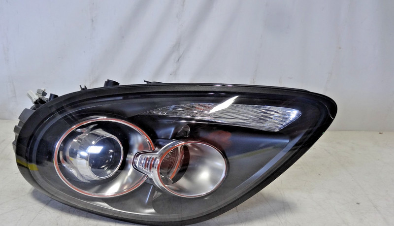 2013-2016 Porsche Boxster Right Halogen Headlight