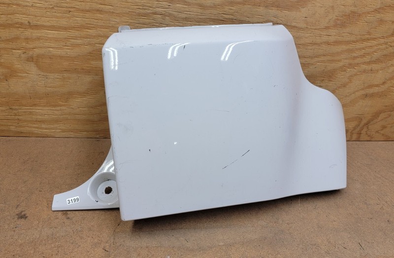 2012 - 2015 LAND ROVER RANGE ROVER EVOQUE Rear Bumper End Cup Right RH OEM*