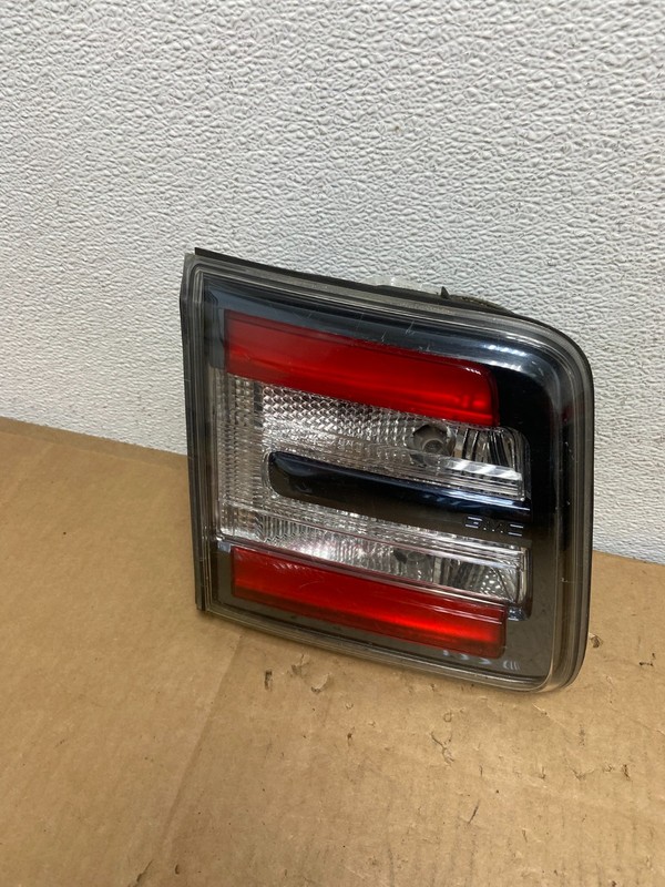 2013 to 2016 GMC Acadia Left Driver LH Side Inner Tail Light AD0999 LK
