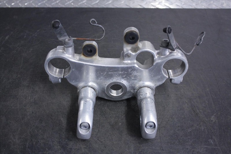 1988 HONDA VT 800 C SHADOW UPPER TRIPLE TREE CLAMP W/HANDLE BAR RISERS VT800 88