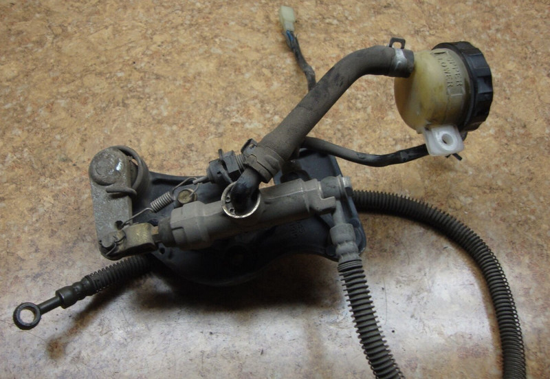 2002 Kawasaki Voyager ZG1200 ZG 1200 B XII Rear Brake Reservoir Master Cylinder