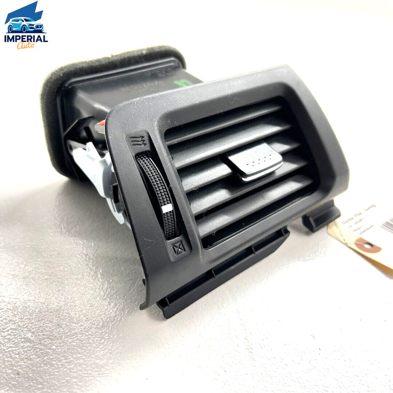 2016-2021 Honda Pilot Dashboard Passenger Side AC Outer Air Vent Duct Grille OEM