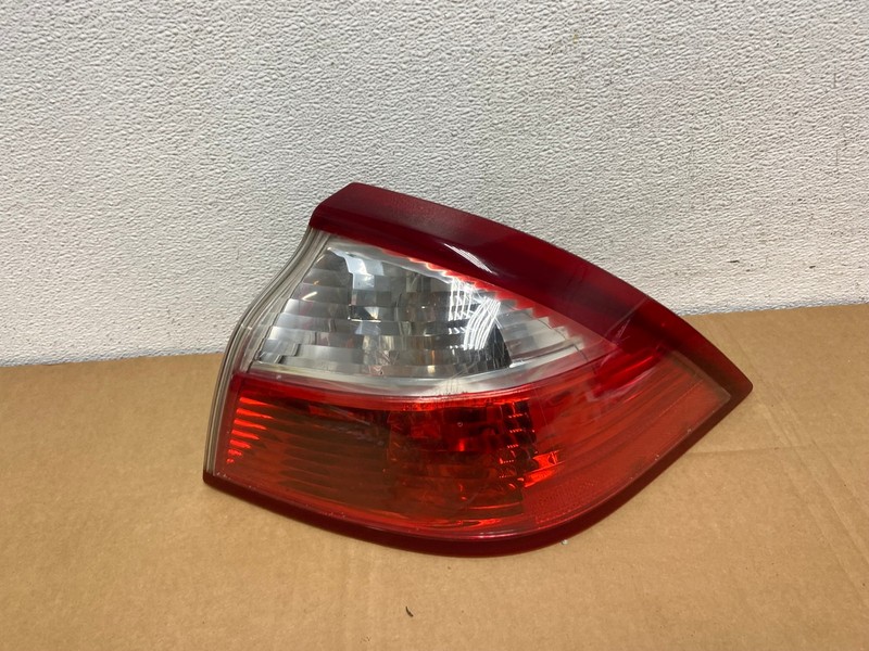 2004 to 2007 Saab 9-3 Convertible Right Passenger Side Tail Light Oem AC7436 LK