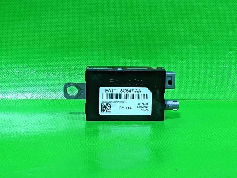 16 17 18 LINCOLN MKX ANTENNA AMPLIFIER MODULE OEM 4382-45