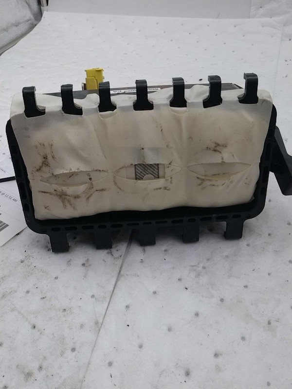 2021 Nissan Altima Instrument Panel Air Bag Grey Right 678482 Used 131K Miles