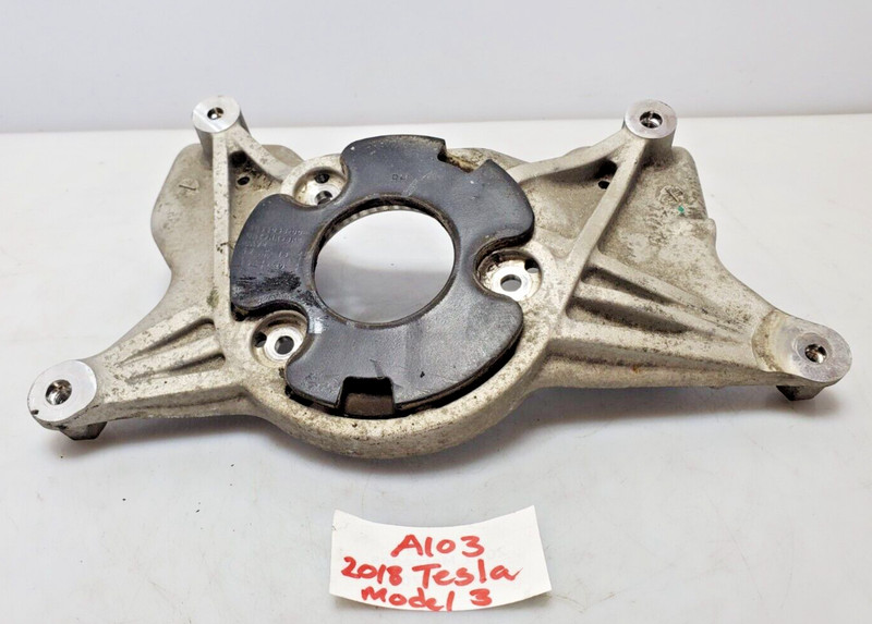 ✅ 17-23 OEM Tesla Model Y 3 RWD Front Right Passenger Strut Mount Bracket 52k