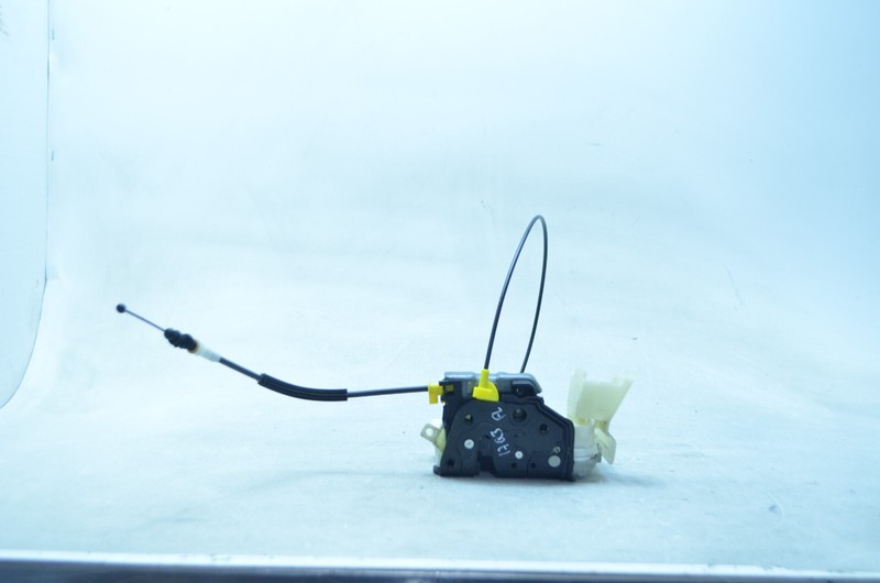 15-18 AUDI Q3 FRONT LEFT DRIVER SIDE DOOR LOCK LATCH ACTUATOR OEM