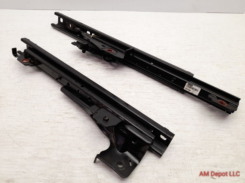 2011 BMW 535i 528i 550i F10 Front Right Seat Track / Rail Set 52109168748