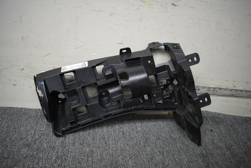 2019-2020 BMW X5 REAR RIGHT SIDE BUMPER BRACKET FACTORY OEM