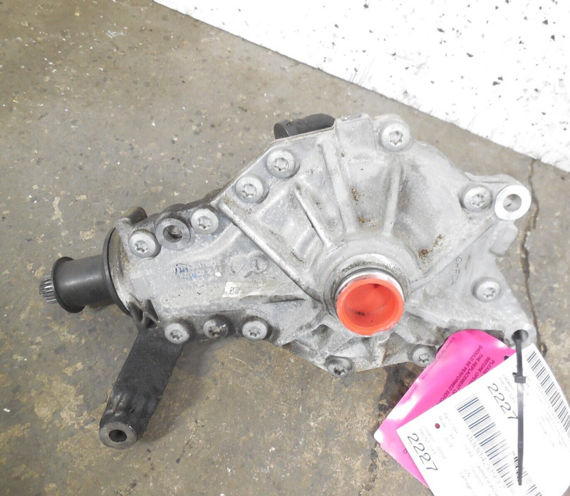 2017 2018 2019 Jaguar XE 2.0L Front Differential Diff Carrier OEM Diesel