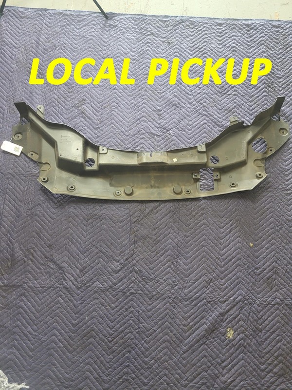 Used Oem Lincoln Front Bumper Lower Air Deflector for 2019 MKC