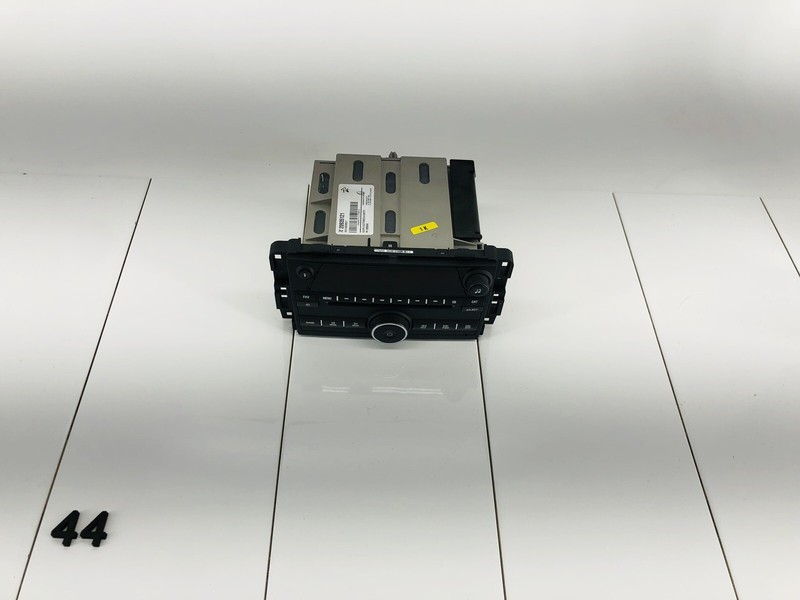10-12 GMC ACADIA FRONT CENTER DASHBOARD INSTRUMENT PANEL RADIO MODULE OEM