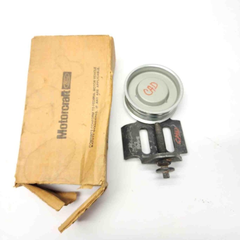 1988 Ford Thunderbird Idler Pulley Assembly 3.8L V6 NEW In Box E3SE8B604AA
