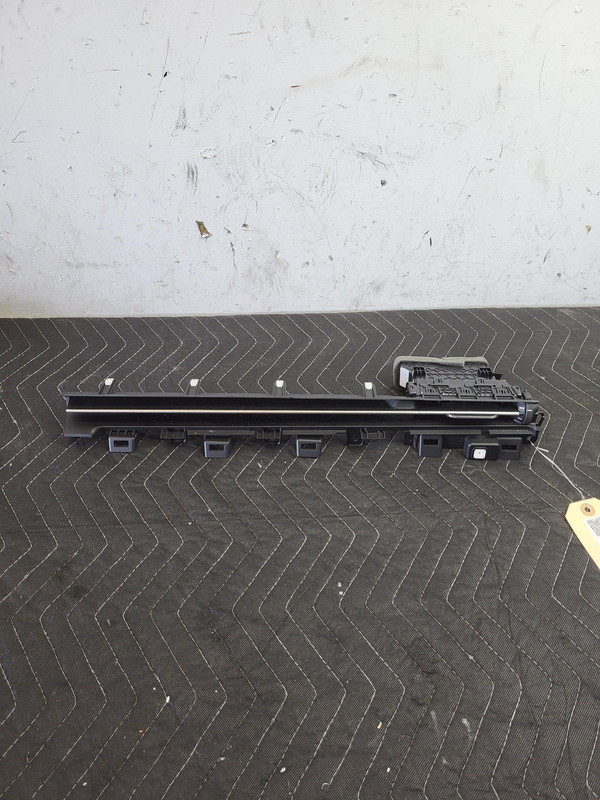 Used Oem Jeep Right Passenger Dash Outer A/C Air Vent Grille 2022-2025 Compass
