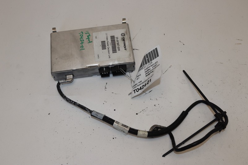 14-17 FREIGHTLINER CASCADIA 125 DD15 VIDEO RADAR DECISION UNIT MODULE OEM