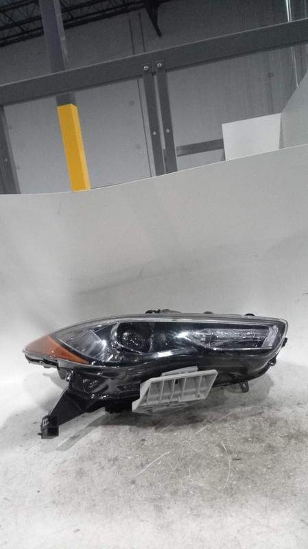 2019 INFINITI QX60 Right Headlight Assembly Black 675243 Used 91K Miles