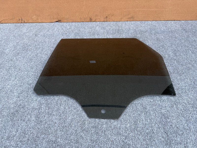 FORD BRONCO SPORT 2021-2025 OEM REAR LEFT DRIVER DOOR WINDOW GLASS ASSY (TINTED)