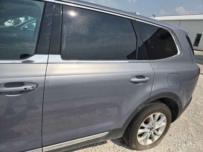 Driver Rear Side Door Bright Chrome Belt Moulding Fits 20-22 TELLURIDE 3533068