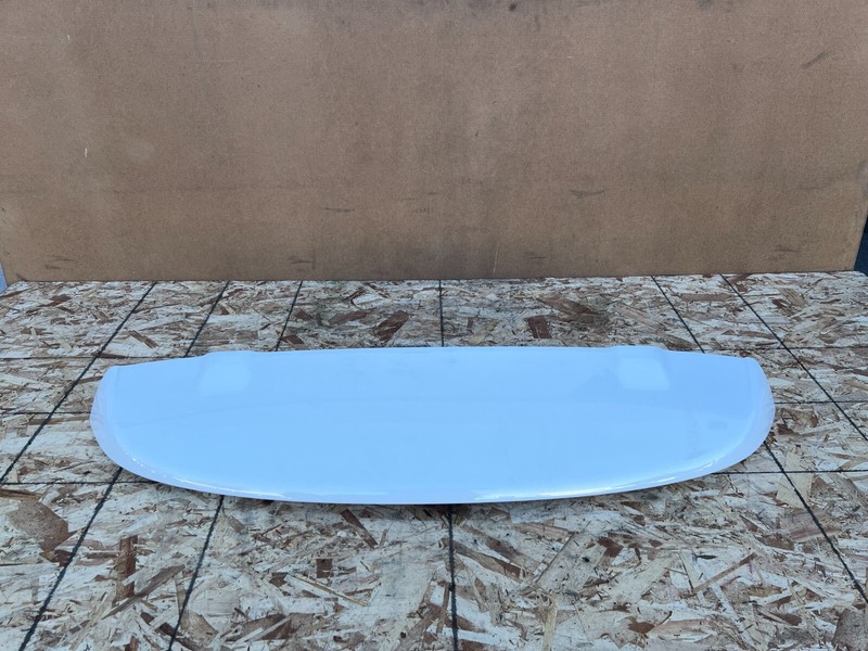 INFINITI QX80 QX56 2011-2017 OEM TRUNK LIFTGATE TAILGATE SPOILER ASSEY (WHITE)