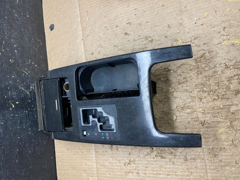 2006 2011 Lexus GS300 Center Console Shifter Bezel Cup Holder Trim OEM V7678 DG