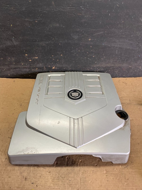 2004 to 2007 Cadillac CTS 2.8L Plastic Engine Cover Shield OEM R5099 DG