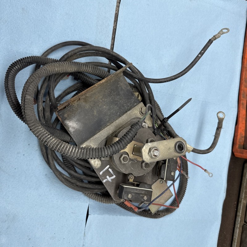 1990’s - 2000’s EZGO Txt 36v Electric GOLF CART forward reverse switch # 17