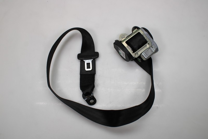 1999-2006 AUDI TT COUPE MK1 - Front Right Seatbelt / SEAT BELT Retractor
