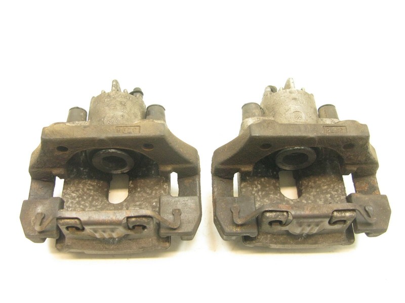 04-10 BMW E60 525i 530i 528i 535i XI Brake Caliper LEFT RIGHT REAR 2218