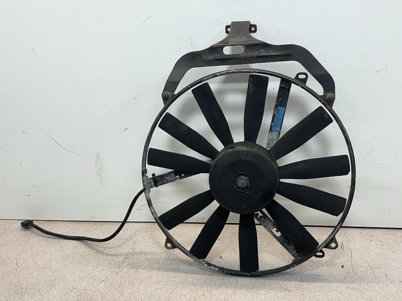 04-06 Mercedes Dodge Freightliner Sprinter T1N A/C Condenser Cooling AC Fan