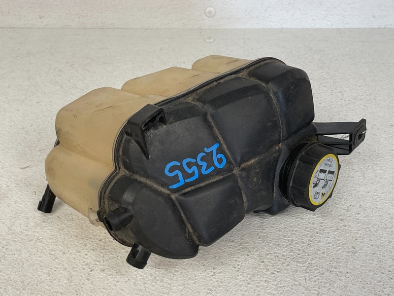 ⭐2008-2012 LAND ROVER LR2 COOLANT OVERFLOW RESEIVOR TANK UNIT OEM LOT2355