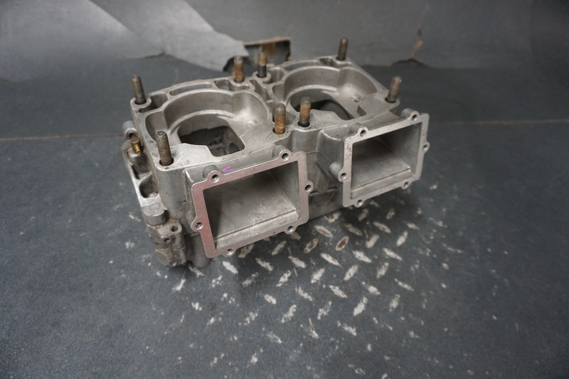 96-00 XC RMK 03-05 Edge Classic Polaris OEM Engine Motor Crank Case Set Ass'y