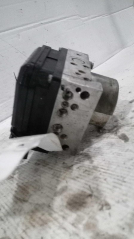 2011 Nissan Juke ABS Pump & Motor Assembly OEM White 195K Miles Warranty