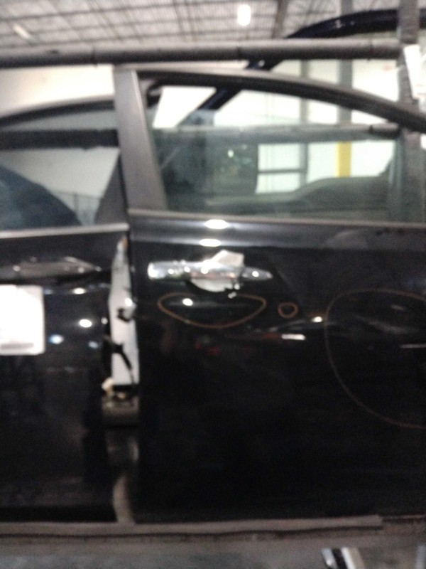 2015 Nissan Leaf Right Door Black 4DR HTBK - Deep Scratches, 81K Miles