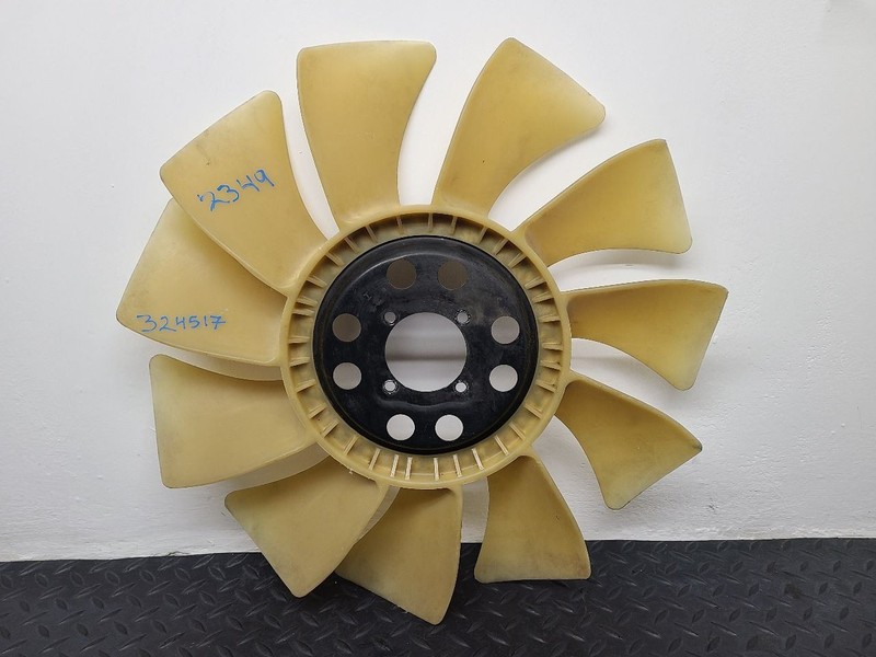 05-06 Lincoln Navigator 5.4L Cooling Fan Blade OEM 5L1Z-8600-AB