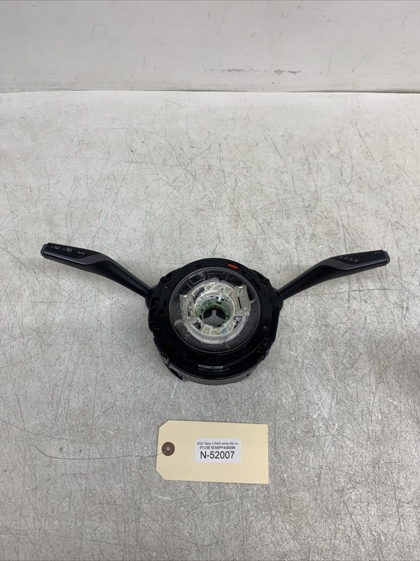 17-23 Tesla Model 3 Y Steering Column Module Clockspring 1097662-00-O 52007 B47