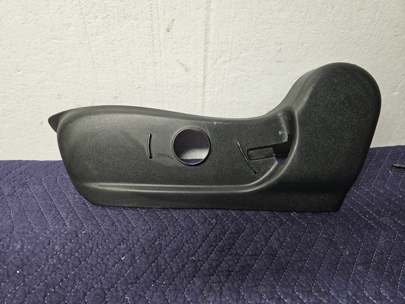 2013-2019 NISSAN SENTRA FRONT LEFT DRIVER SIDE SEAT OUTER TRIM BEZEL COVER OEM