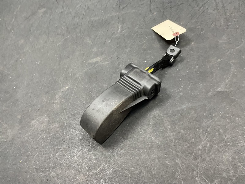 Front Left Door Hinge Check Stopper 2019 Audi S5 Coupe 8W6837249 2018 2020-2023