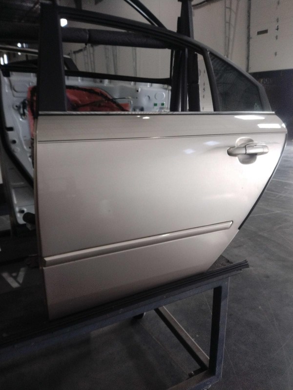 2007 Hyundai Sonata Left Rear Door Gold Small Dent 126K Miles OEM 317696
