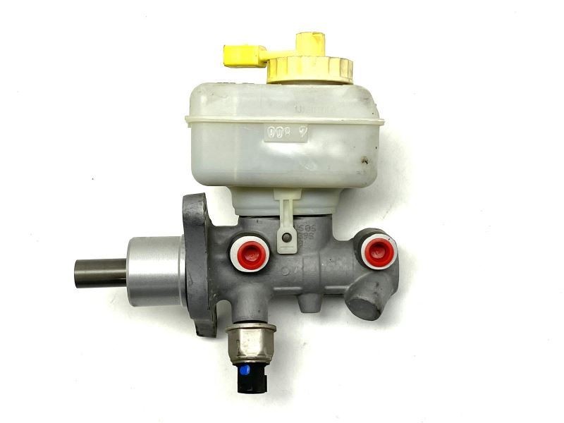 Brake Master Cylinder With ESC 1J1614019F Fits 2002-2010 Volkswagen Beetle 83487