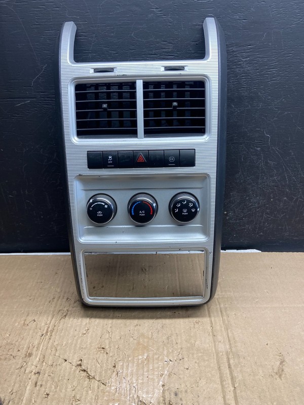 2009 2010 Dodge Journey Center Dash A/C AC Climate Control Bezel Trim ae2071 DG