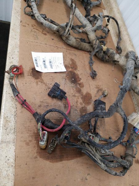 CARAVAN 2001 Engine Wire Harness 209378