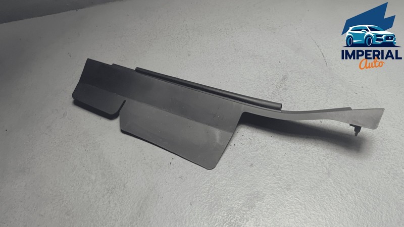 TOYOTA RAV4 FRONT PASSENGER SIDE FENDER UPPER FORWARD SEAL COVER OEM 2019 - 2025